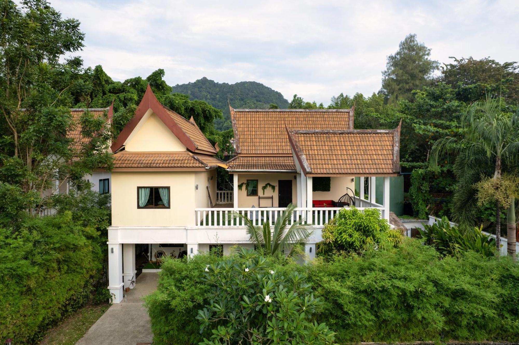 Beachfront Pool Villa Kamala Beach Exteriör bild